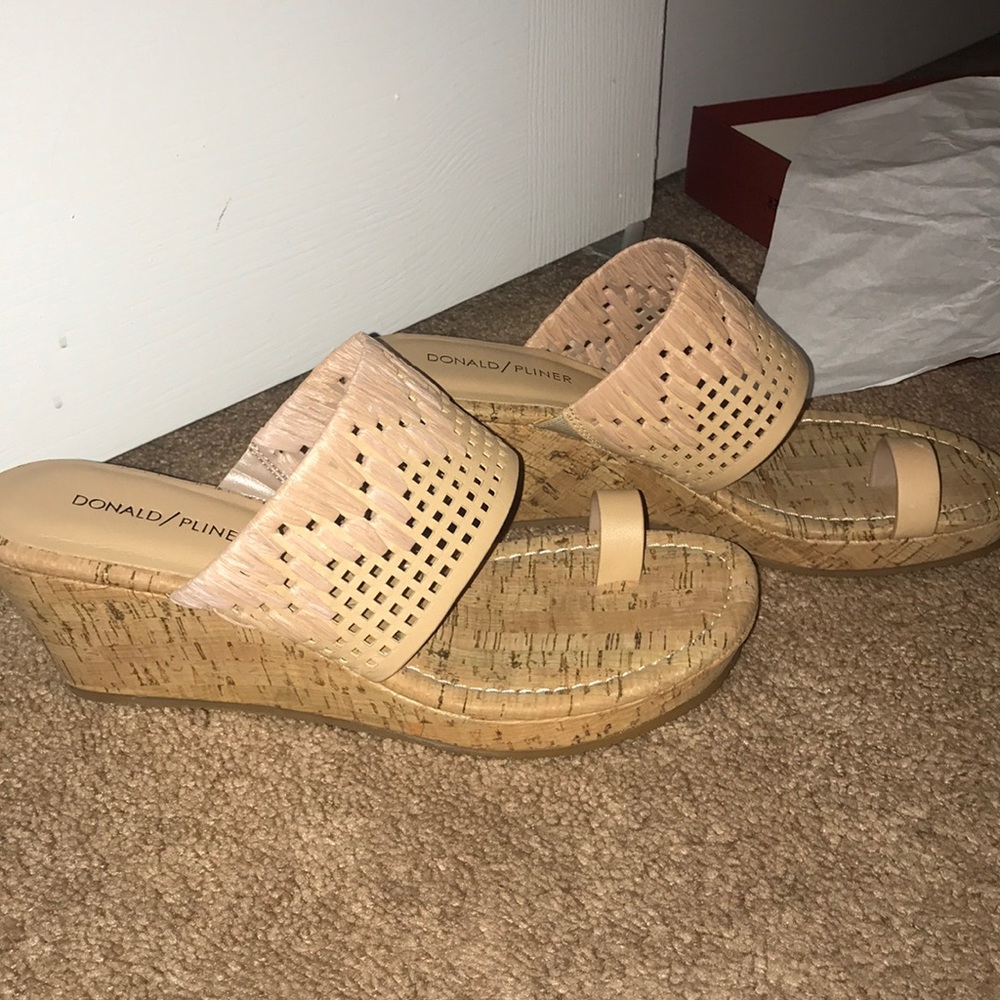 Donald Pliner Shoes